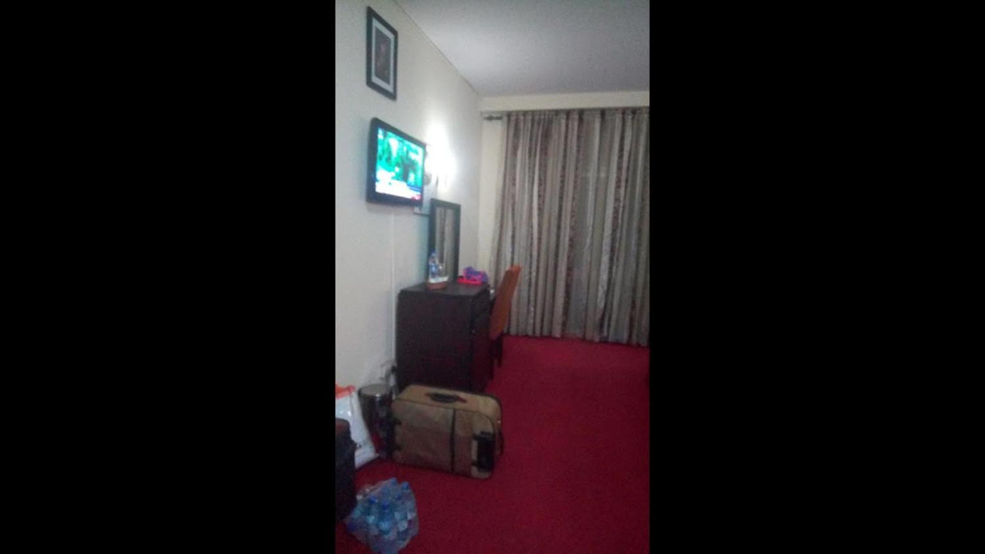 Room In Lodge - Premier Hotel-Ibadan Luaran gambar