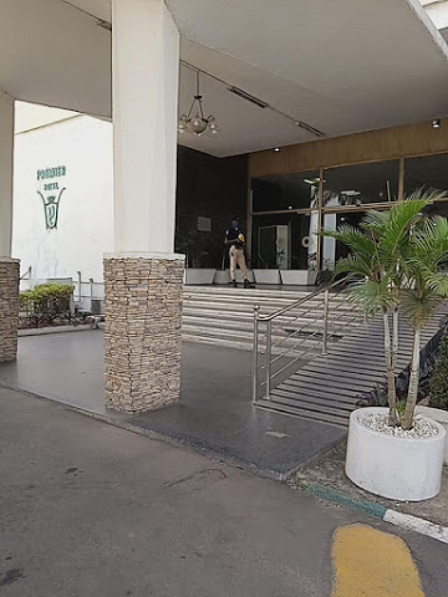 Room In Lodge - Premier Hotel-Ibadan Luaran gambar