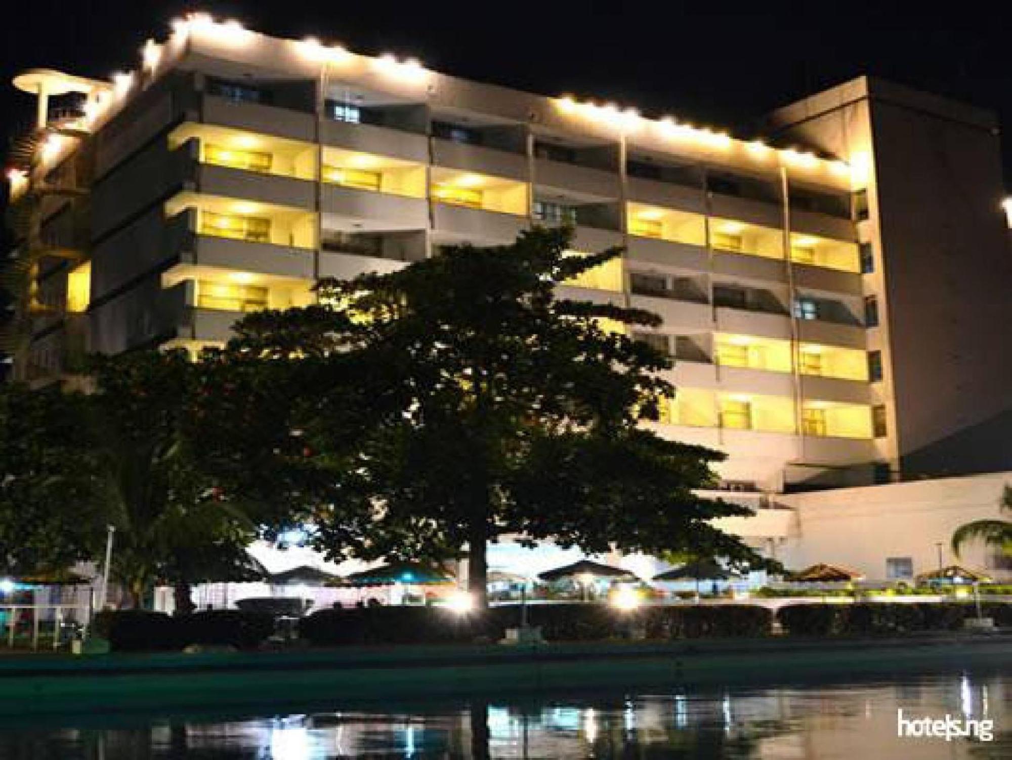 Room In Lodge - Premier Hotel-Ibadan Luaran gambar